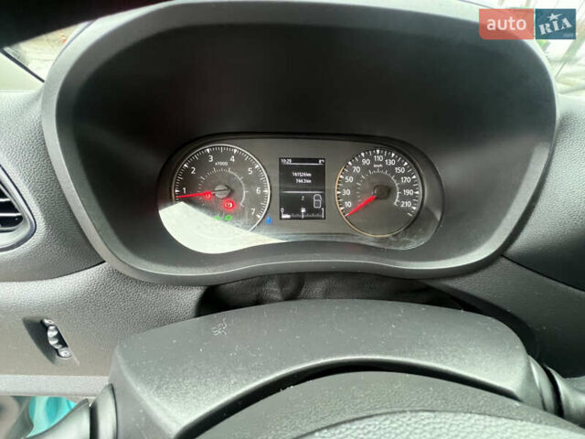 Зелений Рено Мастєр, об'ємом двигуна 2.3 л та пробігом 161 тис. км за 22800 $, фото 20 на Automoto.ua