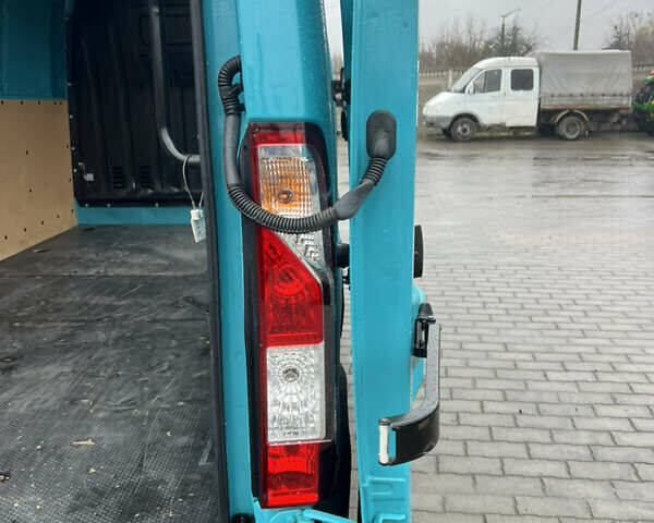 Зелений Рено Мастєр, об'ємом двигуна 2.3 л та пробігом 161 тис. км за 22800 $, фото 34 на Automoto.ua