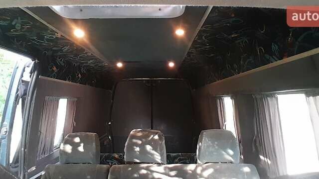 Зеленый Рено Мастер, объемом двигателя 2.8 л и пробегом 420 тыс. км за 2850 $, фото 6 на Automoto.ua