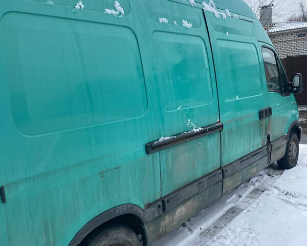 Зеленый Рено Мастер, объемом двигателя 2.19 л и пробегом 200 тыс. км за 4500 $, фото 2 на Automoto.ua