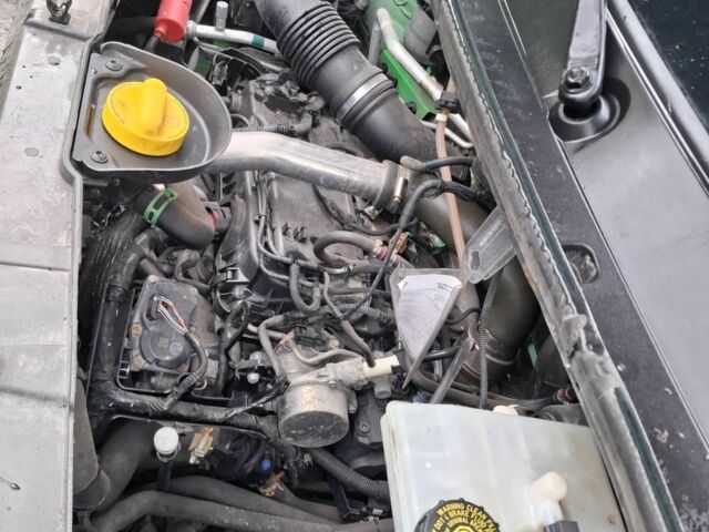 Зелений Рено Мастєр, об'ємом двигуна 2.3 л та пробігом 190 тис. км за 9500 $, фото 9 на Automoto.ua