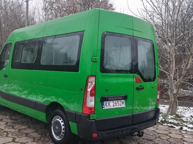 Зеленый Рено Мастер, объемом двигателя 2.3 л и пробегом 190 тыс. км за 9900 $, фото 3 на Automoto.ua