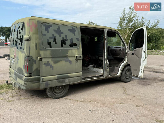 Зеленый Рено Мастер, объемом двигателя 2.5 л и пробегом 300 тыс. км за 2850 $, фото 2 на Automoto.ua