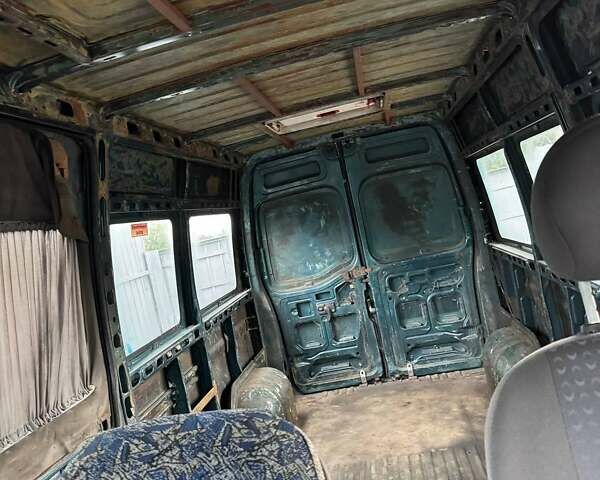 Зеленый Рено Мастер, объемом двигателя 2.8 л и пробегом 100 тыс. км за 6000 $, фото 7 на Automoto.ua