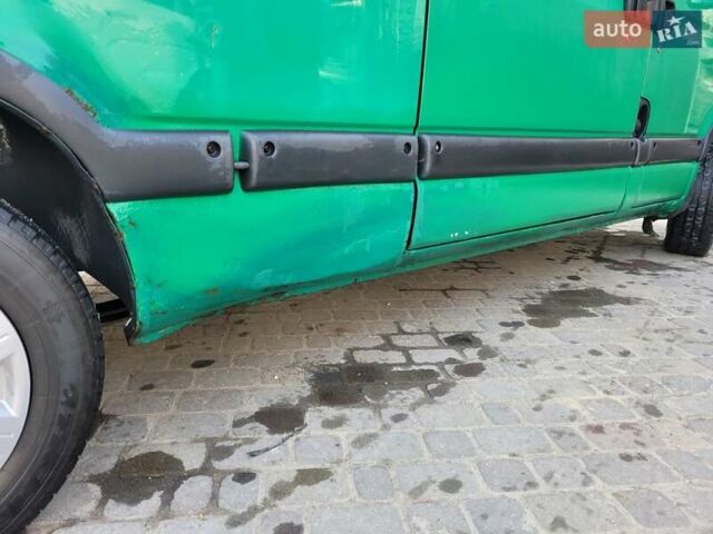 Зелений Рено Мастєр, об'ємом двигуна 2.5 л та пробігом 460 тис. км за 5300 $, фото 19 на Automoto.ua