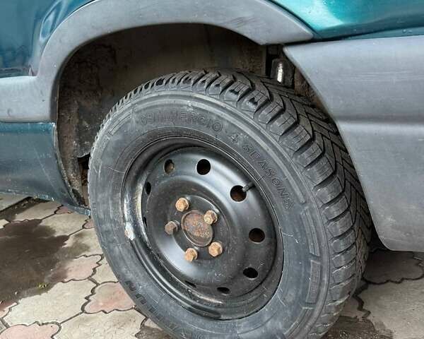 Зеленый Рено Мастер, объемом двигателя 2.8 л и пробегом 400 тыс. км за 4722 $, фото 3 на Automoto.ua