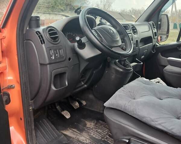 Оранжевый Рено Мастер, объемом двигателя 2.3 л и пробегом 403 тыс. км за 15500 $, фото 24 на Automoto.ua