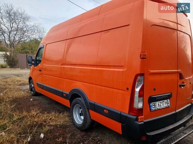 Оранжевый Рено Мастер, объемом двигателя 2.3 л и пробегом 403 тыс. км за 15500 $, фото 11 на Automoto.ua