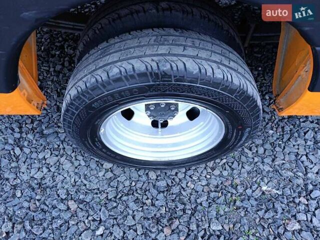 Оранжевый Рено Мастер, объемом двигателя 2.3 л и пробегом 209 тыс. км за 28999 $, фото 12 на Automoto.ua