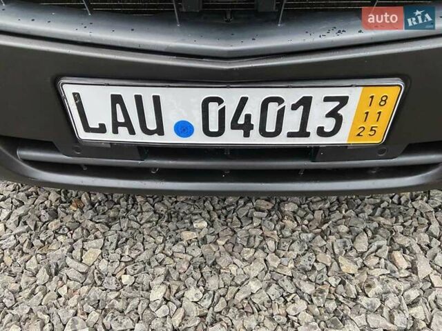 Оранжевый Рено Мастер, объемом двигателя 2.3 л и пробегом 208 тыс. км за 28999 $, фото 23 на Automoto.ua