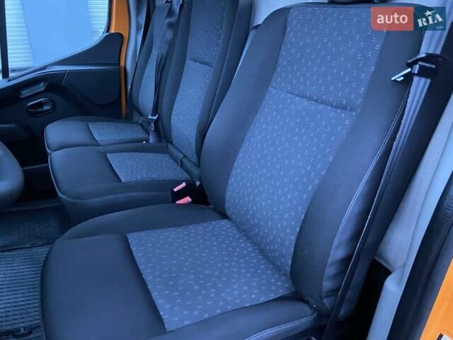 Оранжевый Рено Мастер, объемом двигателя 2.3 л и пробегом 208 тыс. км за 28999 $, фото 39 на Automoto.ua