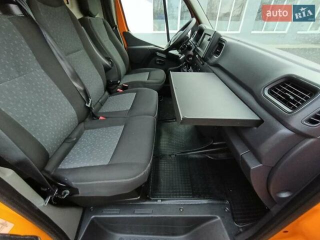 Оранжевый Рено Мастер, объемом двигателя 2.3 л и пробегом 209 тыс. км за 28999 $, фото 24 на Automoto.ua