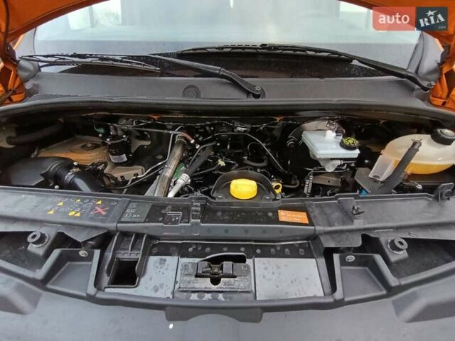 Оранжевый Рено Мастер, объемом двигателя 2.3 л и пробегом 209 тыс. км за 28999 $, фото 43 на Automoto.ua