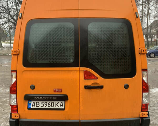 Помаранчевий Рено Мастєр, об'ємом двигуна 2.3 л та пробігом 245 тис. км за 23500 $, фото 3 на Automoto.ua