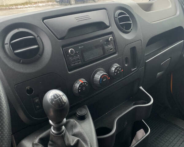 Помаранчевий Рено Мастєр, об'ємом двигуна 2.3 л та пробігом 245 тис. км за 23500 $, фото 21 на Automoto.ua