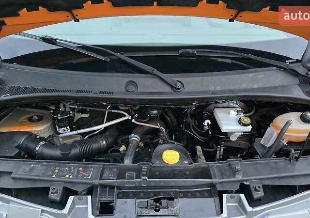 Помаранчевий Рено Мастєр, об'ємом двигуна 2.3 л та пробігом 173 тис. км за 16200 $, фото 37 на Automoto.ua