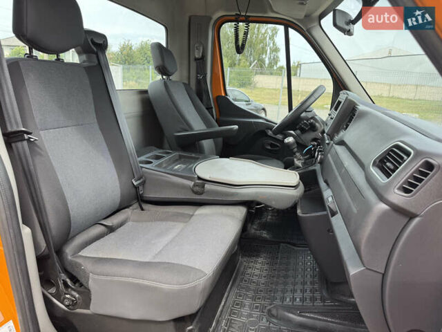 Оранжевый Рено Мастер, объемом двигателя 2.3 л и пробегом 460 тыс. км за 16800 $, фото 28 на Automoto.ua