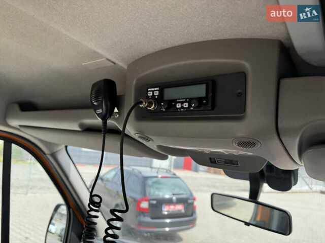 Оранжевый Рено Мастер, объемом двигателя 2.3 л и пробегом 460 тыс. км за 16800 $, фото 33 на Automoto.ua