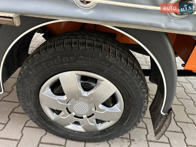 Оранжевый Рено Мастер, объемом двигателя 2.3 л и пробегом 259 тыс. км за 18800 $, фото 14 на Automoto.ua