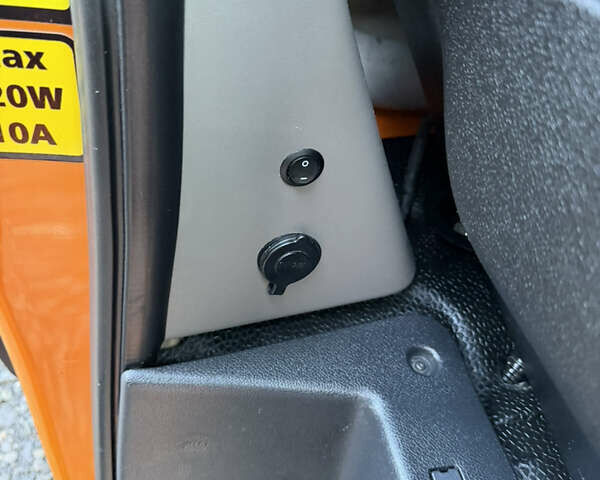 Оранжевый Рено Мастер, объемом двигателя 2.3 л и пробегом 365 тыс. км за 20900 $, фото 29 на Automoto.ua