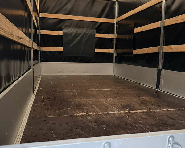 Оранжевый Рено Мастер, объемом двигателя 2.3 л и пробегом 365 тыс. км за 20900 $, фото 6 на Automoto.ua