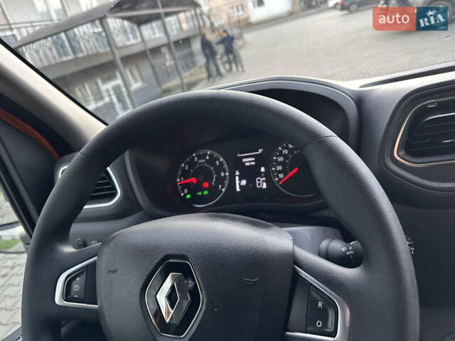 Оранжевый Рено Мастер, объемом двигателя 2.3 л и пробегом 259 тыс. км за 18800 $, фото 32 на Automoto.ua