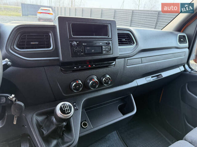 Оранжевый Рено Мастер, объемом двигателя 2.3 л и пробегом 365 тыс. км за 20900 $, фото 20 на Automoto.ua