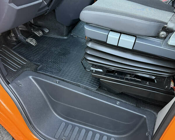 Оранжевый Рено Мастер, объемом двигателя 2.3 л и пробегом 365 тыс. км за 20900 $, фото 16 на Automoto.ua