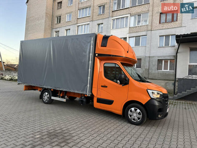 Оранжевый Рено Мастер, объемом двигателя 2.3 л и пробегом 259 тыс. км за 18800 $, фото 1 на Automoto.ua