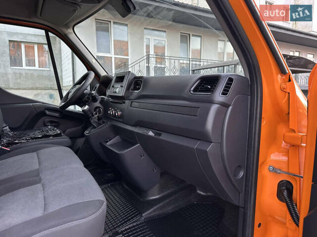 Оранжевый Рено Мастер, объемом двигателя 2.3 л и пробегом 259 тыс. км за 18800 $, фото 23 на Automoto.ua