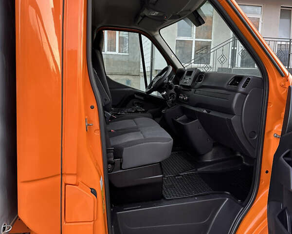 Оранжевый Рено Мастер, объемом двигателя 2.3 л и пробегом 259 тыс. км за 18800 $, фото 22 на Automoto.ua