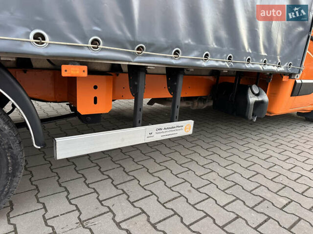 Оранжевый Рено Мастер, объемом двигателя 2.3 л и пробегом 259 тыс. км за 18800 $, фото 16 на Automoto.ua