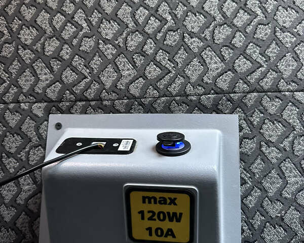 Оранжевый Рено Мастер, объемом двигателя 2.3 л и пробегом 259 тыс. км за 18800 $, фото 27 на Automoto.ua