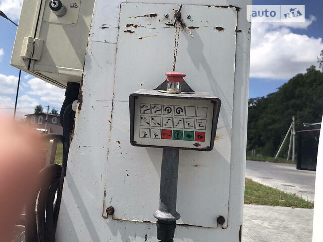 Белый Рено Максити, объемом двигателя 3 л и пробегом 163 тыс. км за 16800 $, фото 2 на Automoto.ua