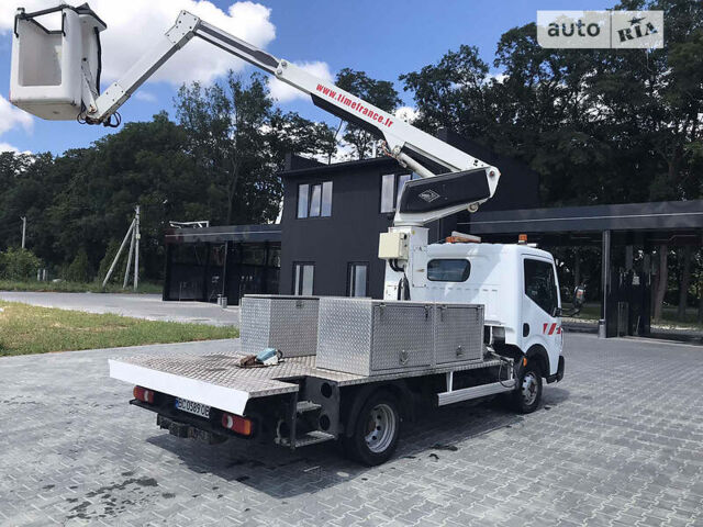 Белый Рено Максити, объемом двигателя 3 л и пробегом 163 тыс. км за 16800 $, фото 4 на Automoto.ua