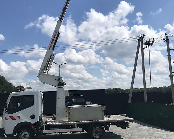 Белый Рено Максити, объемом двигателя 3 л и пробегом 163 тыс. км за 16800 $, фото 15 на Automoto.ua