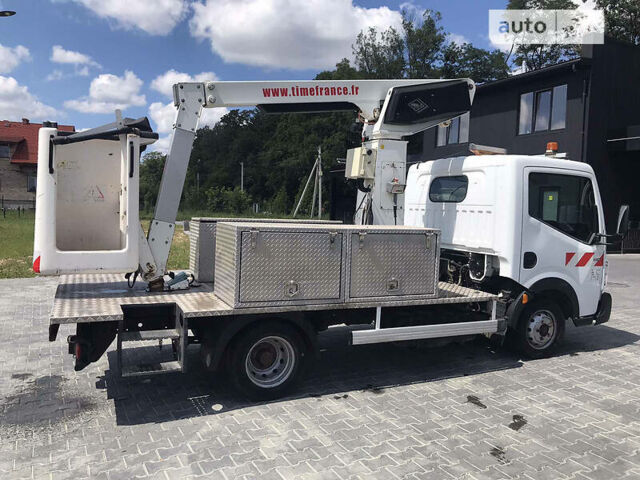 Белый Рено Максити, объемом двигателя 3 л и пробегом 163 тыс. км за 16800 $, фото 3 на Automoto.ua