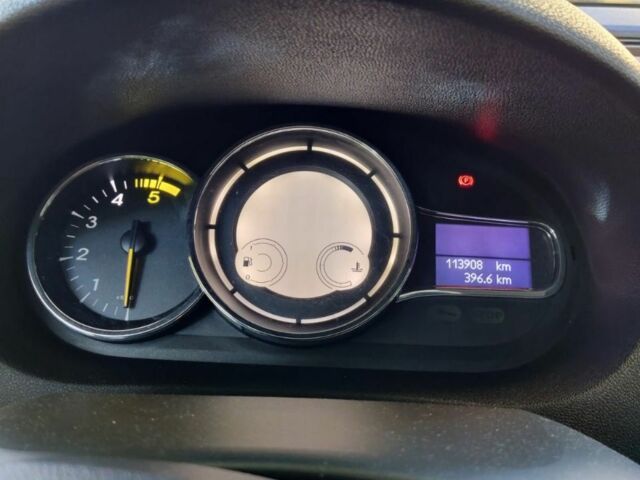 Белый Рено Меган, объемом двигателя 0 л и пробегом 190 тыс. км за 8000 $, фото 6 на Automoto.ua