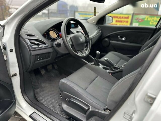 Білий Рено Меган, об'ємом двигуна 1.5 л та пробігом 290 тис. км за 6200 $, фото 9 на Automoto.ua