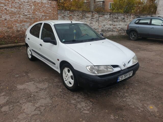 Белый Рено Меган, объемом двигателя 1.9 л и пробегом 236 тыс. км за 2600 $, фото 1 на Automoto.ua