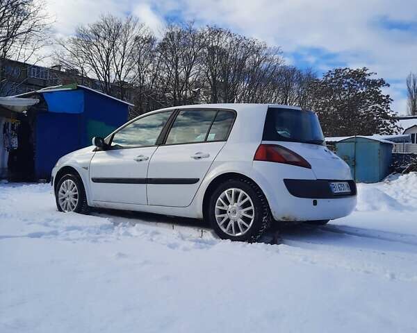 Білий Рено Меган, об'ємом двигуна 1.5 л та пробігом 300 тис. км за 2999 $, фото 19 на Automoto.ua