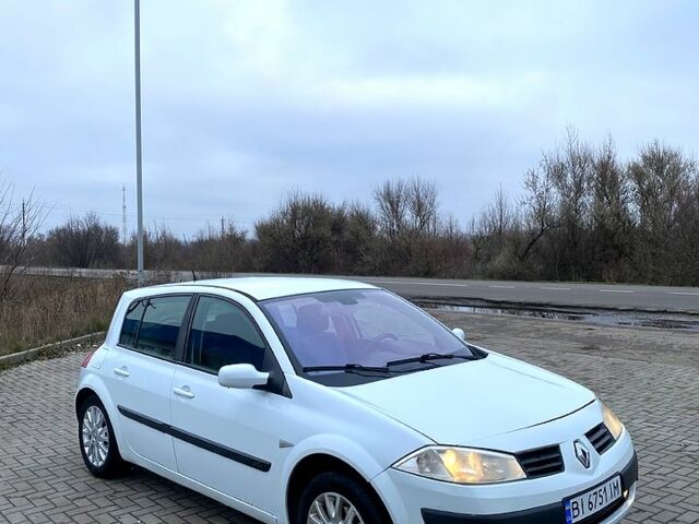 Белый Рено Меган, объемом двигателя 1.5 л и пробегом 308 тыс. км за 2800 $, фото 8 на Automoto.ua