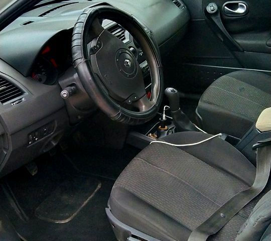 Білий Рено Меган, об'ємом двигуна 1.6 л та пробігом 240 тис. км за 3300 $, фото 6 на Automoto.ua