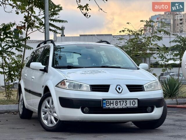 Белый Рено Меган, объемом двигателя 1.6 л и пробегом 157 тыс. км за 4999 $, фото 13 на Automoto.ua