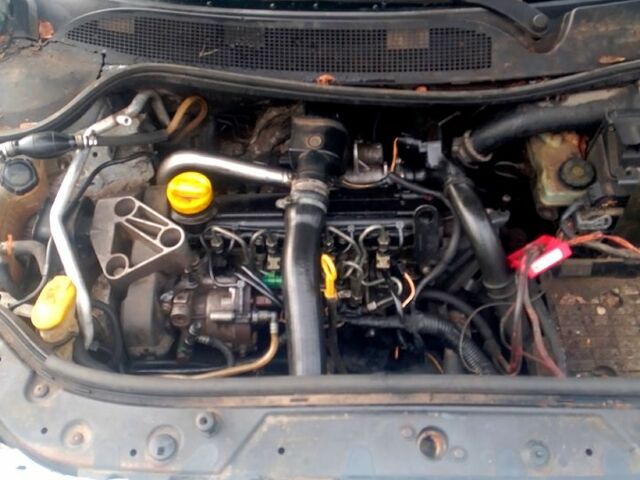 Білий Рено Меган, об'ємом двигуна 1.5 л та пробігом 240 тис. км за 1600 $, фото 8 на Automoto.ua