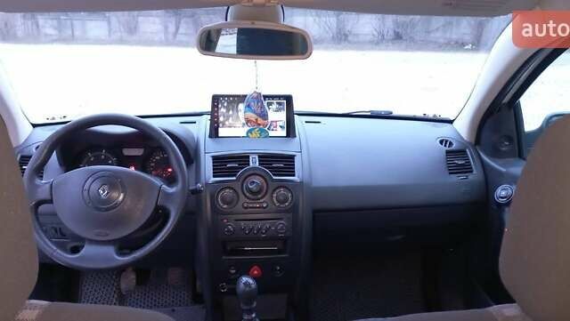 Белый Рено Меган, объемом двигателя 1.46 л и пробегом 301 тыс. км за 5200 $, фото 9 на Automoto.ua