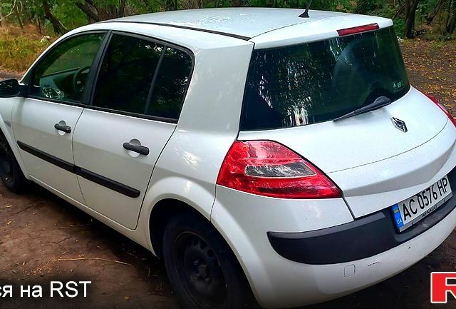 Белый Рено Меган, объемом двигателя 1.5 л и пробегом 291 тыс. км за 4800 $, фото 3 на Automoto.ua