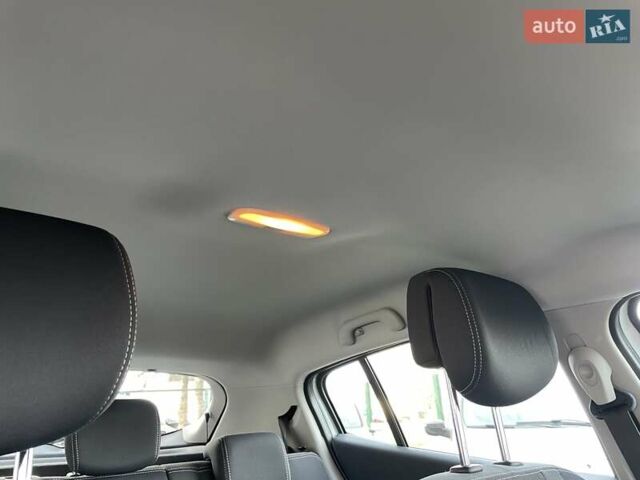 Білий Рено Меган, об'ємом двигуна 1.6 л та пробігом 252 тис. км за 7350 $, фото 36 на Automoto.ua