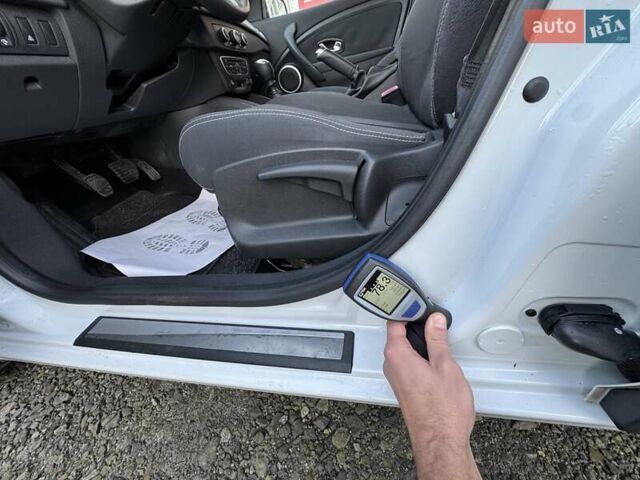 Білий Рено Меган, об'ємом двигуна 1.6 л та пробігом 252 тис. км за 7350 $, фото 92 на Automoto.ua
