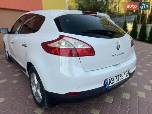 Белый Рено Меган, объемом двигателя 1.46 л и пробегом 240 тыс. км за 5800 $, фото 3 на Automoto.ua